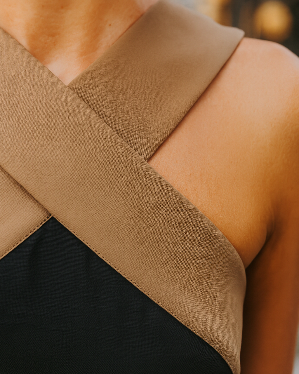Yvonne – Élégance intemporelle pour toutes les occasions