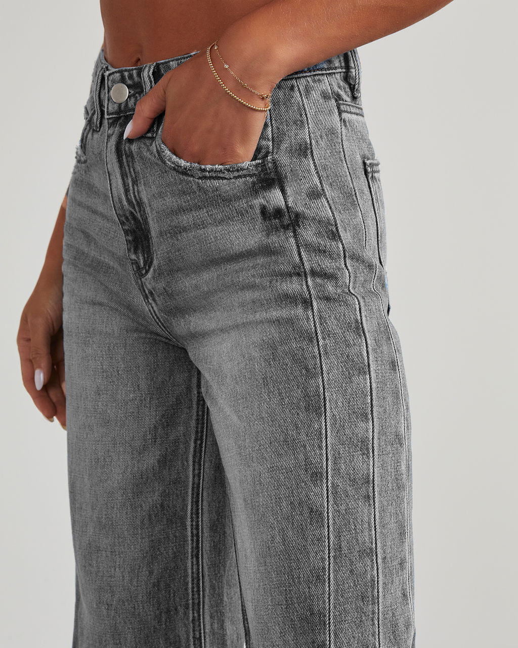 ÉclairNoir Exclusive - Raw Edge High - Waist Jeans™ - bluemoonbenelux