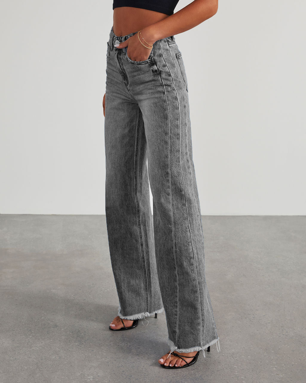 ÉclairNoir Exclusive - Raw Edge High - Waist Jeans™ - bluemoonbenelux