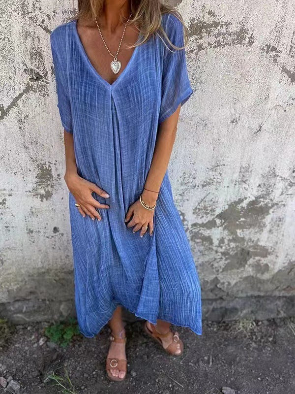 Ria™ | Robe confortable à col en V