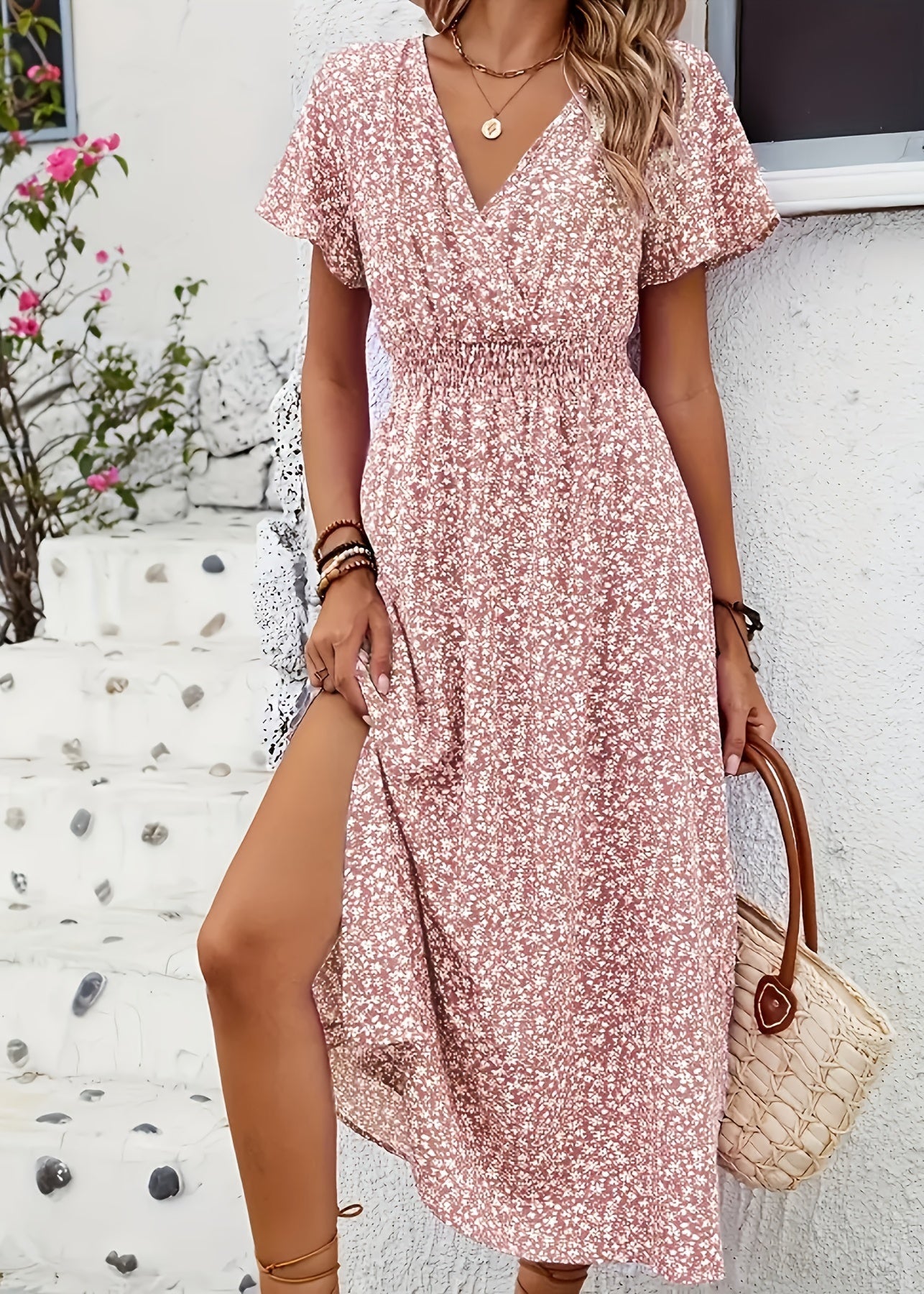 Elena – Robe d’été légère et élégante