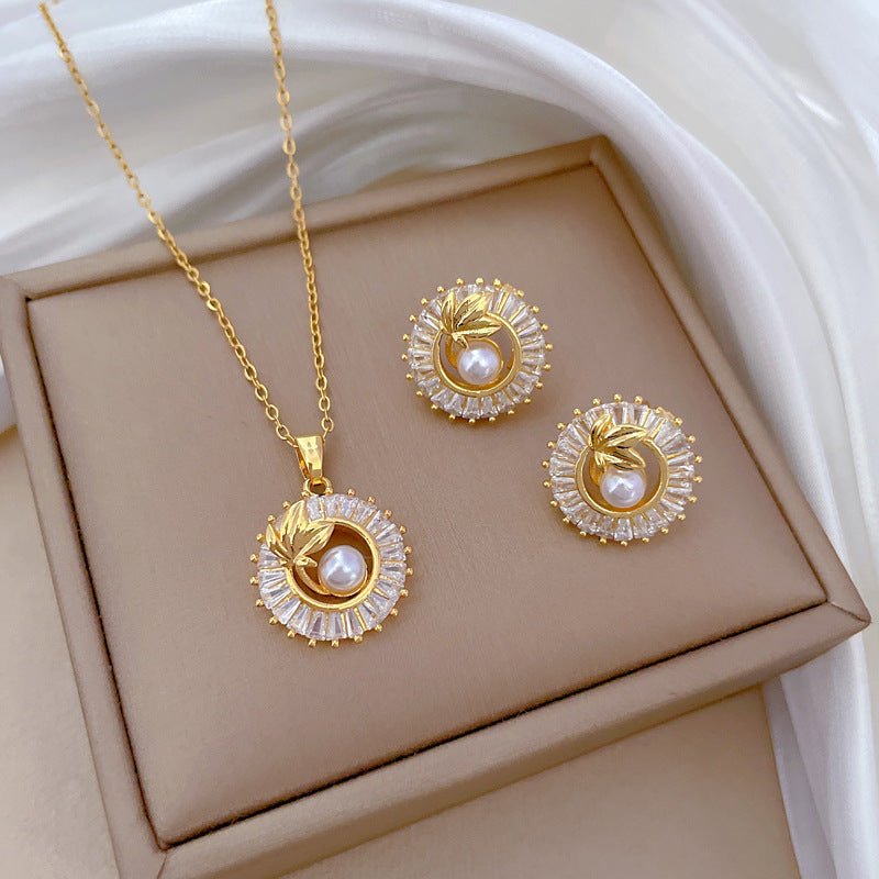Fashion Jewelry Square Full Diamond Personalized Round Ring Leaves Necklace And Earrings Suite - ÉclairNoir